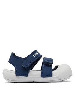 Sandały New Balance SIA809B3 Granatowy ze sklepu eobuwie.pl w kategorii Sandały dziecięce - zdjęcie 181280887