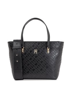 Torebka Tommy Hilfiger Th Refined Mini Tote Mono AW0AW16002 Czarny ze sklepu eobuwie.pl w kategorii Torby Shopper bag - zdjęcie 181284269