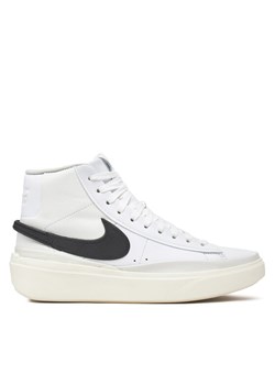 Sneakersy Nike Blazer Phantom Mid DX5800 100 Biały ze sklepu eobuwie.pl w kategorii Trampki męskie - zdjęcie 181285457