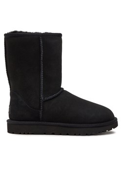 Śniegowce Ugg W Classic Short II 1016223 Czarny ze sklepu eobuwie.pl w kategorii Śniegowce damskie - zdjęcie 181288087