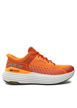 Buty do biegania Skechers Max Cushioning Suspension 220936/ORG Pomarańczowy ze sklepu eobuwie.pl w kategorii Buty sportowe męskie - zdjęcie 181294355