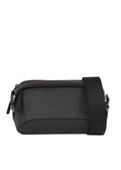 Saszetka Calvin Klein Rubberized Camera Bag K50K510800 Czarny ze sklepu eobuwie.pl w kategorii Saszetki - zdjęcie 181295127