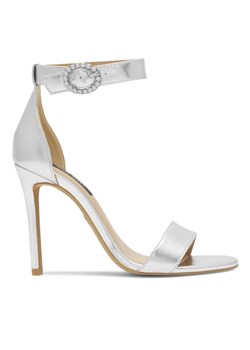 Sandały Nine West WFA2646-1 Srebrny ze sklepu eobuwie.pl w kategorii Sandały damskie - zdjęcie 181304047