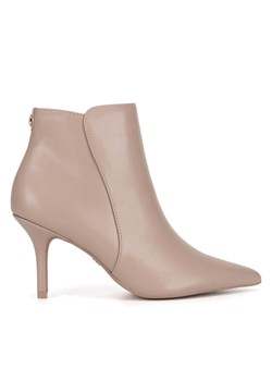 Botki Nine West WFA2784-1 Beżowy ze sklepu eobuwie.pl w kategorii Botki - zdjęcie 181314487