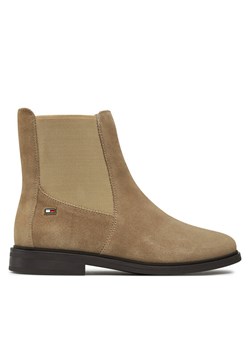 Sztyblety Tommy Hilfiger Flag Suede Low Chelsea FW0FW08176 Beżowy ze sklepu eobuwie.pl w kategorii Botki - zdjęcie 181315147