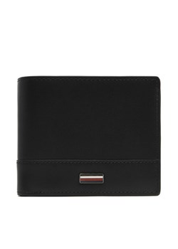 Duży Portfel Męski Tommy Hilfiger Th Corp Cc Flap And Coin AM0AM13246 Czarny ze sklepu eobuwie.pl w kategorii Portfele męskie - zdjęcie 181316699