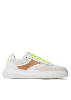 Sneakersy Calvin Klein Jeans Chunky Cupsole Gel Backtab Fluo YM0YM00673 Beżowy ze sklepu eobuwie.pl w kategorii Buty sportowe męskie - zdjęcie 181318555
