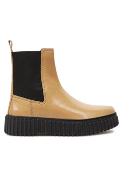 Sztyblety Clarks Torhill Maple 26179122 Beżowy ze sklepu eobuwie.pl w kategorii Botki - zdjęcie 181320936