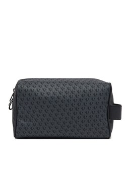 Kosmetyczka Calvin Klein Jeans Matte Aop Dopp Kit LV04G1064G Czarny ze sklepu eobuwie.pl w kategorii Kosmetyczki - zdjęcie 181332865