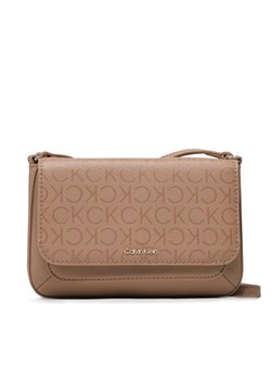 Torebka Calvin Klein Ck Must Crossbody Epi Mono K60K610633 Brązowy ze sklepu eobuwie.pl w kategorii Listonoszki - zdjęcie 181334257