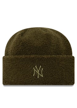 Czapka New Era Borg New York Yankees Cuff Knit Beanie 60580758 Zielony ze sklepu eobuwie.pl w kategorii Czapki zimowe damskie - zdjęcie 181334538