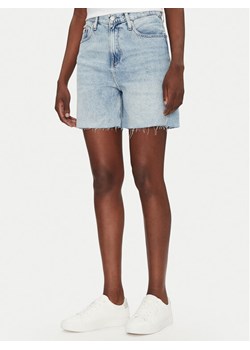 Calvin Klein Jeans Szorty jeansowe J20J225155 Niebieski Relaxed Fit ze sklepu MODIVO w kategorii Szorty - zdjęcie 181887598