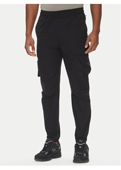 Parajumpers Joggery Rescue Zander 25SMPMPARR01 Czarny Tapered Fit ze sklepu MODIVO w kategorii Spodnie męskie - zdjęcie 181887718