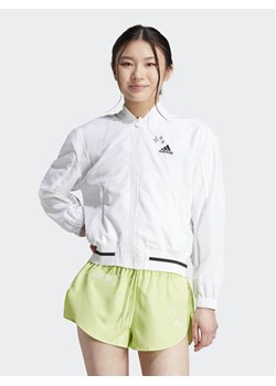 adidas Kurtka bomber Scribble IA3137 Biały Loose Fit ze sklepu MODIVO w kategorii Kurtki damskie - zdjęcie 181894086