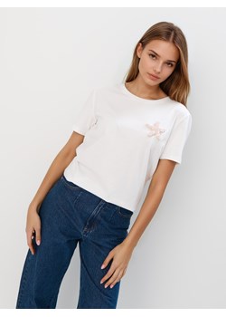 Mohito - Bawełniany t-shirt z aplikacją - biały ze sklepu Mohito w kategorii Bluzki damskie - zdjęcie 181910439
