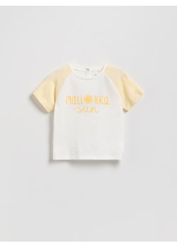 Reserved - T-shirt z nadrukiem - jasnożółty ze sklepu Reserved w kategorii Odzież dla niemowląt - zdjęcie 181914408