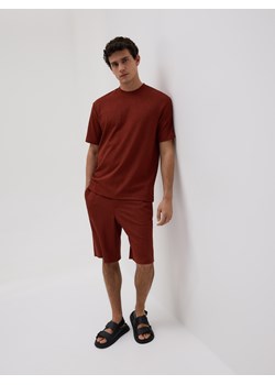 Reserved - Strukturalny t-shirt comfort fit - brązowy ze sklepu Reserved w kategorii T-shirty męskie - zdjęcie 181914576