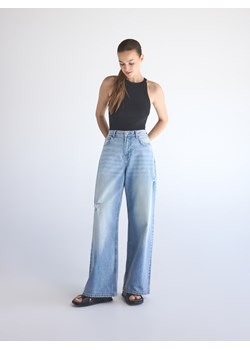 Reserved - Jeansy wide leg z przetarciami - niebieski ze sklepu Reserved w kategorii Jeansy damskie - zdjęcie 181915298
