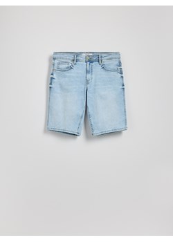 Reserved - Jeansowe szorty slim fit - niebieski ze sklepu Reserved w kategorii Spodenki męskie - zdjęcie 181915955