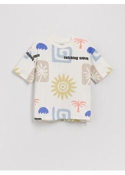 Reserved - T-shirt oversize z nadrukiem - złamana biel ze sklepu Reserved w kategorii T-shirty chłopięce - zdjęcie 181918278