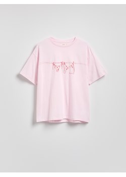 Reserved - Bawełniany t-shirt z nadrukiem - pastelowy róż ze sklepu Reserved w kategorii Bluzki damskie - zdjęcie 181919566