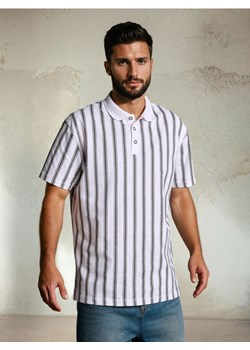 Sinsay - Bawełniana koszulka polo w paski - kremowy ze sklepu Sinsay w kategorii T-shirty męskie - zdjęcie 181929518