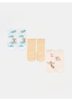 Sinsay - Skarpetki antypoślizgowe 3 pack - wielobarwny ze sklepu Sinsay w kategorii Skarpetki dziecięce - zdjęcie 181929716