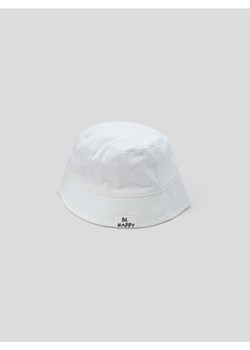 Sinsay - Kapelusz bucket hat z ozdobną naszywką - kremowy ze sklepu Sinsay w kategorii Czapki dziecięce - zdjęcie 181929909