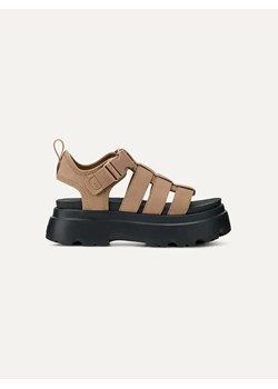 UGG Skórzane sandały &quot;Cora&quot; w kolorze beżowym ze sklepu Limango Polska w kategorii Sandały damskie - zdjęcie 181935697