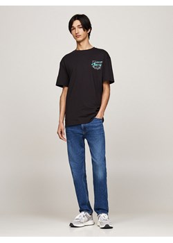 TOMMY JEANS Koszulka w kolorze czarnym ze sklepu Limango Polska w kategorii T-shirty męskie - zdjęcie 181948719