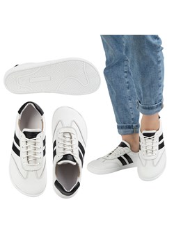Buty skórzane damskie JOKER BLACKORWHITE białe – minimalistyczne sneakersy od Olivier ze sklepu butyolivier w kategorii Półbuty damskie - zdjęcie 181955076