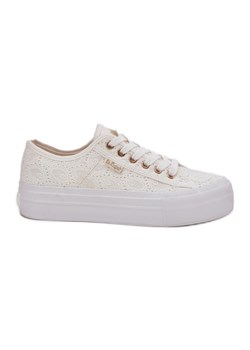 Trampki Damskie Z Koronką Lee Cooper LCW-25-31-3438L Białe ze sklepu ButyModne.pl w kategorii Trampki damskie - zdjęcie 181955469
