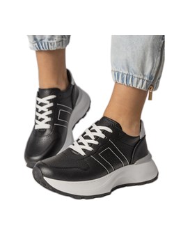 Czarne sneakersy sportowe ze srebrną wstawką ze sklepu ButyModne.pl w kategorii Buty sportowe damskie - zdjęcie 181955628