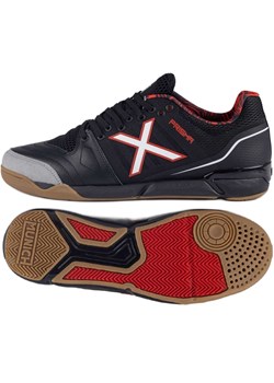 Buty piłkarskie Munich Prisma 40 In 3116040 czarne ze sklepu ButyModne.pl w kategorii Buty sportowe męskie - zdjęcie 181955819
