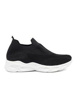 Buty sportowe damskie wsuwane czarne ze sklepu ButyModne.pl w kategorii Buty sportowe damskie - zdjęcie 181956065