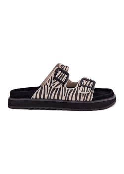 Zamszowe Klapki Damskie Z Klamrami D.Franklin DFSH405002 Zebra beżowy ze sklepu ButyModne.pl w kategorii Klapki damskie - zdjęcie 181956225