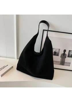 Zamszowa torebka na ramię - Czarny ze sklepu Intimica.pl w kategorii Torby Shopper bag - zdjęcie 181960179