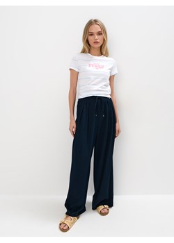 Mohito - Bawełniany t-shirt z nadrukiem - błękitny ze sklepu Mohito w kategorii Bluzki damskie - zdjęcie 181972017