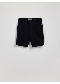 Reserved - Jeansowe szorty slim fit - czarny ze sklepu Reserved w kategorii Spodenki męskie - zdjęcie 181974259