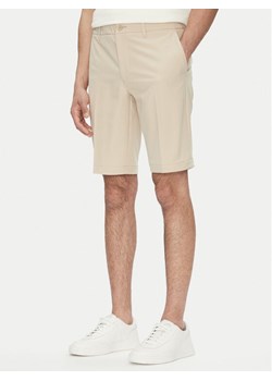 BOSS Szorty materiałowe S_Commuter_10.5 inch 50540337 Beżowy Slim Fit ze sklepu MODIVO w kategorii Spodenki męskie - zdjęcie 181978389