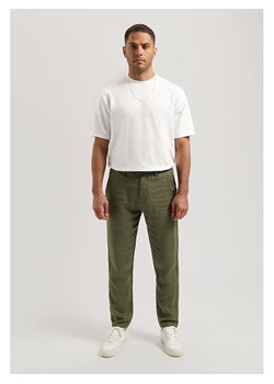 DSTREZZED Lniane spodnie chino w kolorze khaki ze sklepu Limango Polska w kategorii Spodnie męskie - zdjęcie 181981899