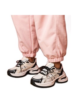 Biało-czarne sneakersy sportowe na masywnej podeszwie białe ze sklepu ButyModne.pl w kategorii Buty sportowe damskie - zdjęcie 181984785
