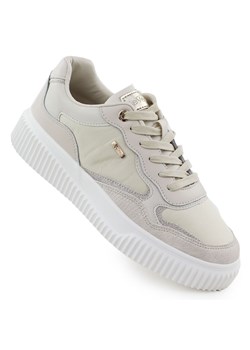Skórzane sneakersy damskie beżowe eVento 8240 beżowy - id: 224054 - marki Evento - 181985079 Skórzane sneakersy damskie beżowe eVento 8240 beżowy ze sklepu ButyModne.pl w kategorii Buty sportowe damskie - zdjęcie 181985079