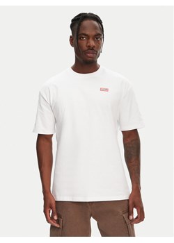 Hunter T-Shirt Rasputin HARM0057251 Biały Relaxed Fit ze sklepu MODIVO w kategorii T-shirty męskie - zdjęcie 181988595