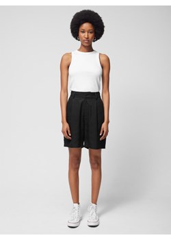Damskie spodenki casual Outhorn OTHWSS24TSHOF396 - czarne ze sklepu Sportstylestory.com w kategorii Szorty - zdjęcie 181999459