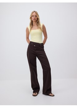 Reserved - Jeansy wide leg z asymetrycznym zapięciem - dark grey jeans - id: YS777-89J - marki Reserved - 182018076 Reserved - Jeansy wide leg z asymetrycznym zapięciem - dark grey jeans ze sklepu Reserved w kategorii Jeansy damskie - zdjęcie 182018076
