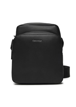 Saszetka Calvin Klein Ck Must Reporter S K50K512763 Czarny ze sklepu eobuwie.pl w kategorii Saszetki - zdjęcie 182023639