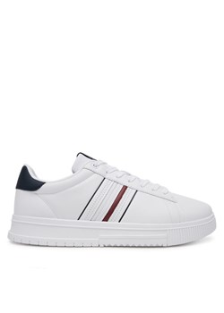 Sneakersy Tommy Hilfiger Modern Cupsole Stripes Lth FM0FM05406 Biały ze sklepu eobuwie.pl w kategorii Buty sportowe męskie - zdjęcie 182024427