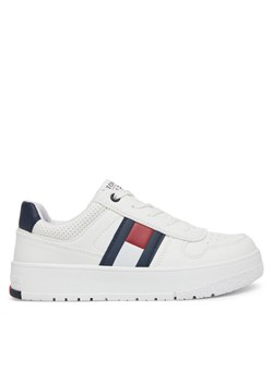 Sneakersy Tommy Hilfiger Flag Low Cut Velcro Sneaker T3X9-33859-1355 S Biały - id: 0000305128461 - marki Tommy Hilfiger - 182025185 Sneakersy Tommy Hilfiger Flag Low Cut Velcro Sneaker T3X9-33859-1355 S Biały ze sklepu eobuwie.pl w kategorii Buty sportowe dziecięce - zdjęcie 182025185