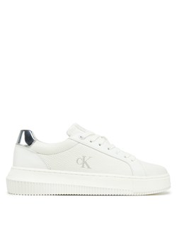 Sneakersy Calvin Klein Jeans Chunky Cupsole Low Mg YW0YW01769 Biały ze sklepu eobuwie.pl w kategorii Buty sportowe damskie - zdjęcie 182026645